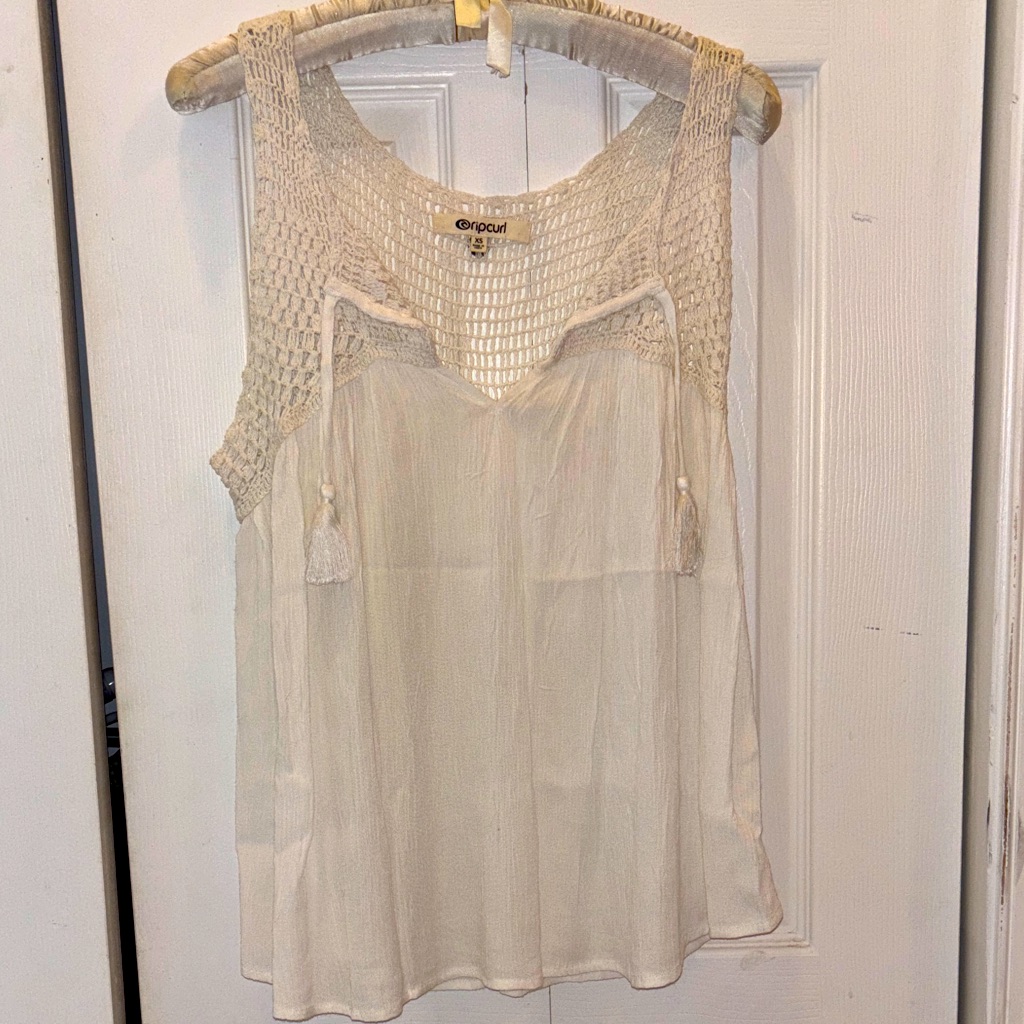 Oversized Rip Curl White Crochet Top (Xs)